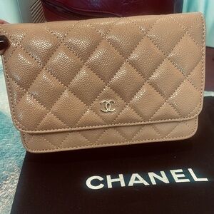 😍 Beige tan Quilted Crossbody Bag Wallet on chain Chanel logo